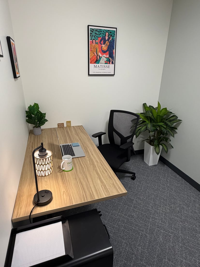 Solo Office - #2083 - Greenwood Village, CO